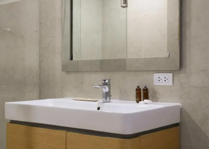 Near Bts L Prime Sathorn Cbd L Sauna 公寓 曼谷